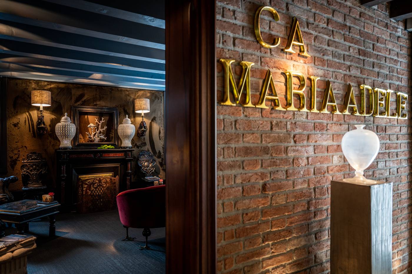 Ca--Maria-Adele-Lobby-21