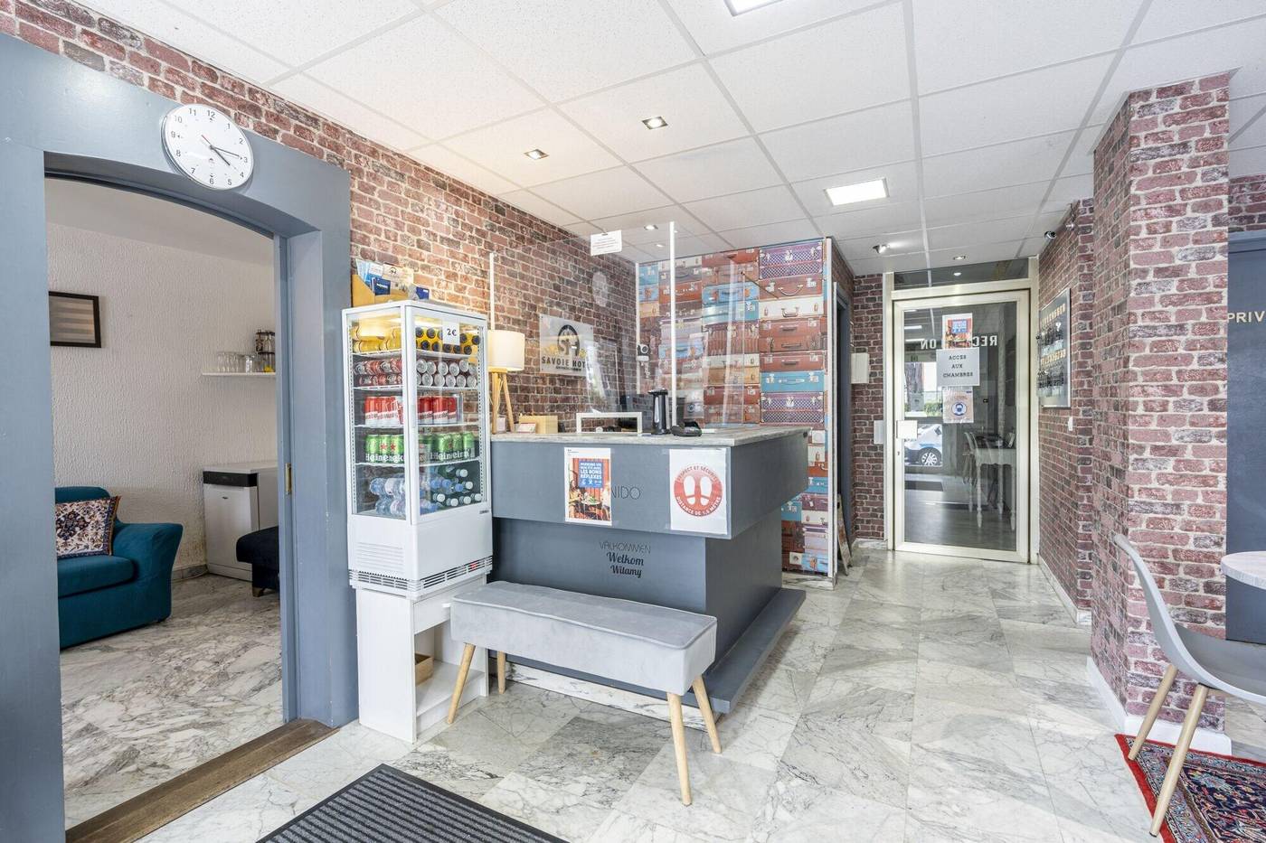 Savoie Hotel-France-SAINT-JULIEN-EN-GENEVOIS-Lobby-6