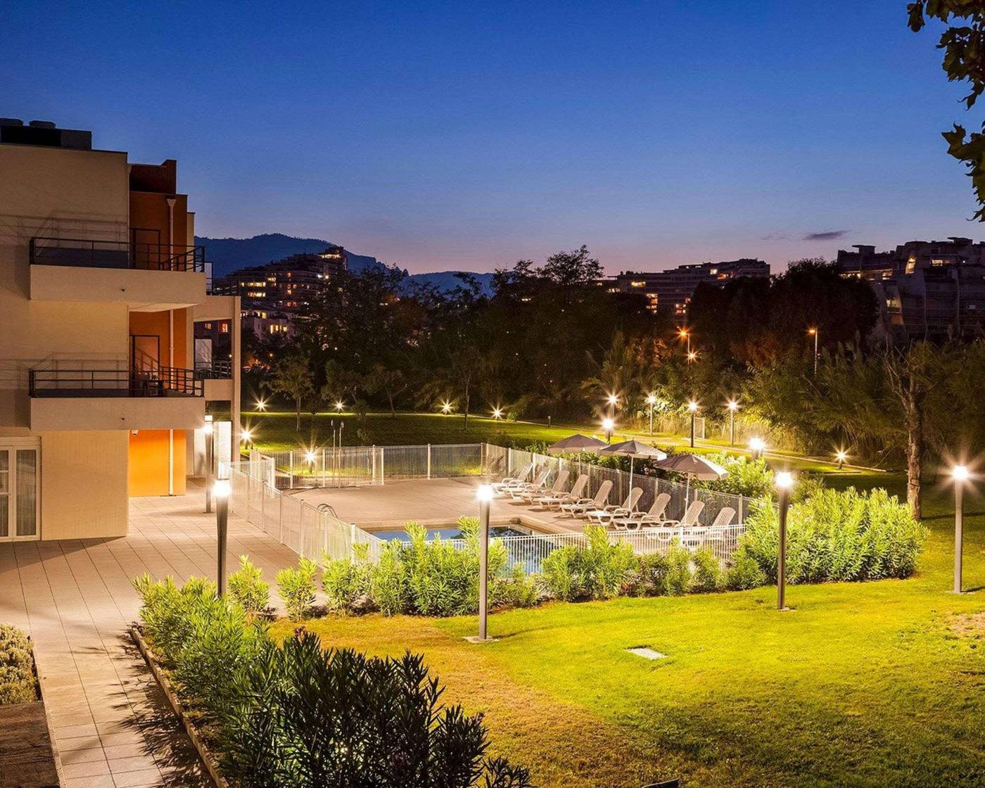 Comfort-Suites-Cannes-Mandelieu-General-view-11