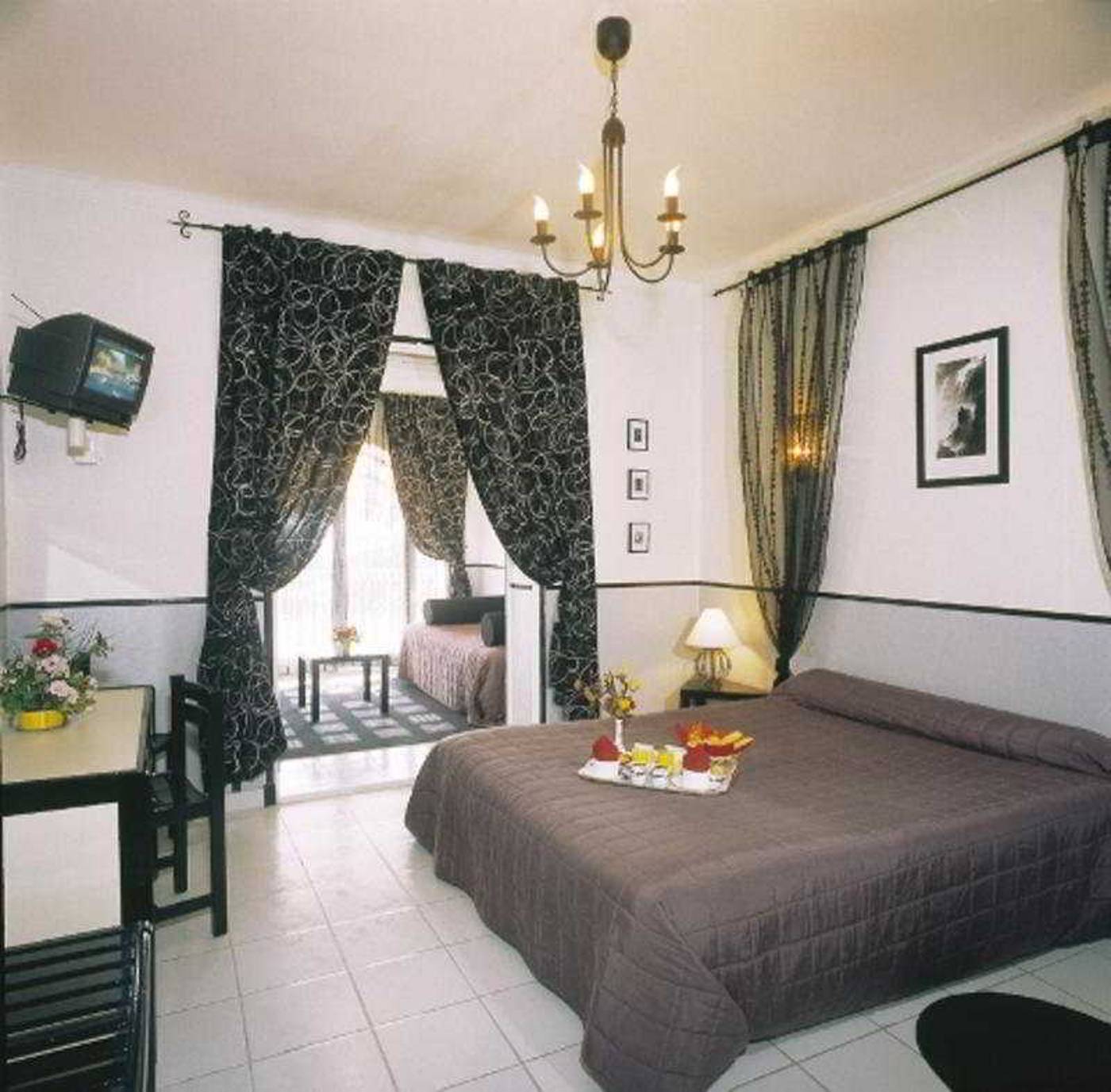 Adonis Sanary Hotel des Bains-France-SANARY SUR MER-Room-7