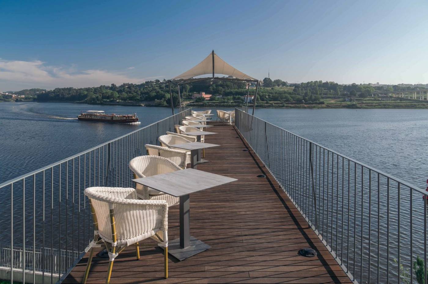 Pestana Douro Riverside - Portugal - Valbom - Terrace - 5