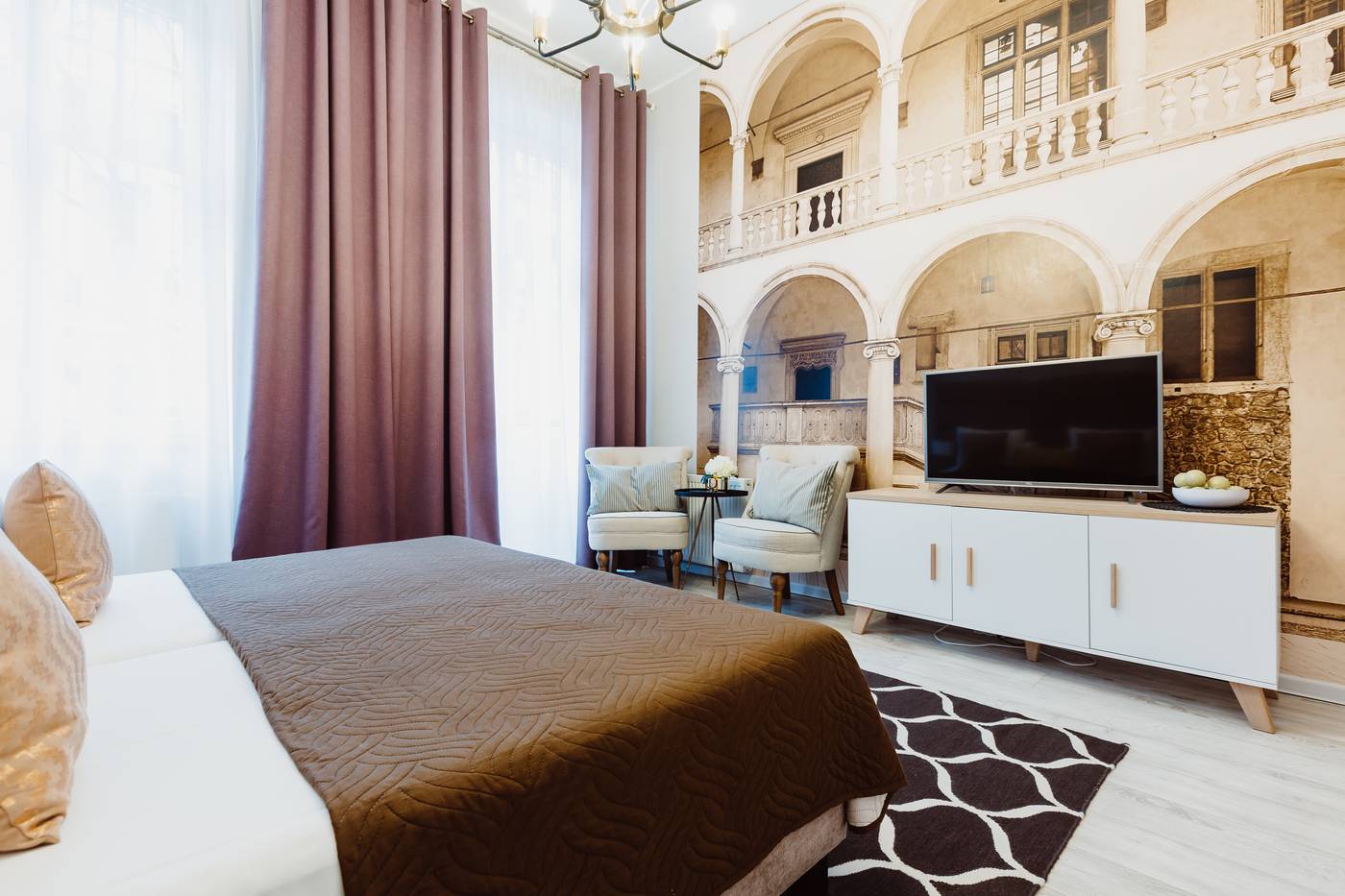 Z14-Boutique-Residence---Krakow-Old-Town-Room-22