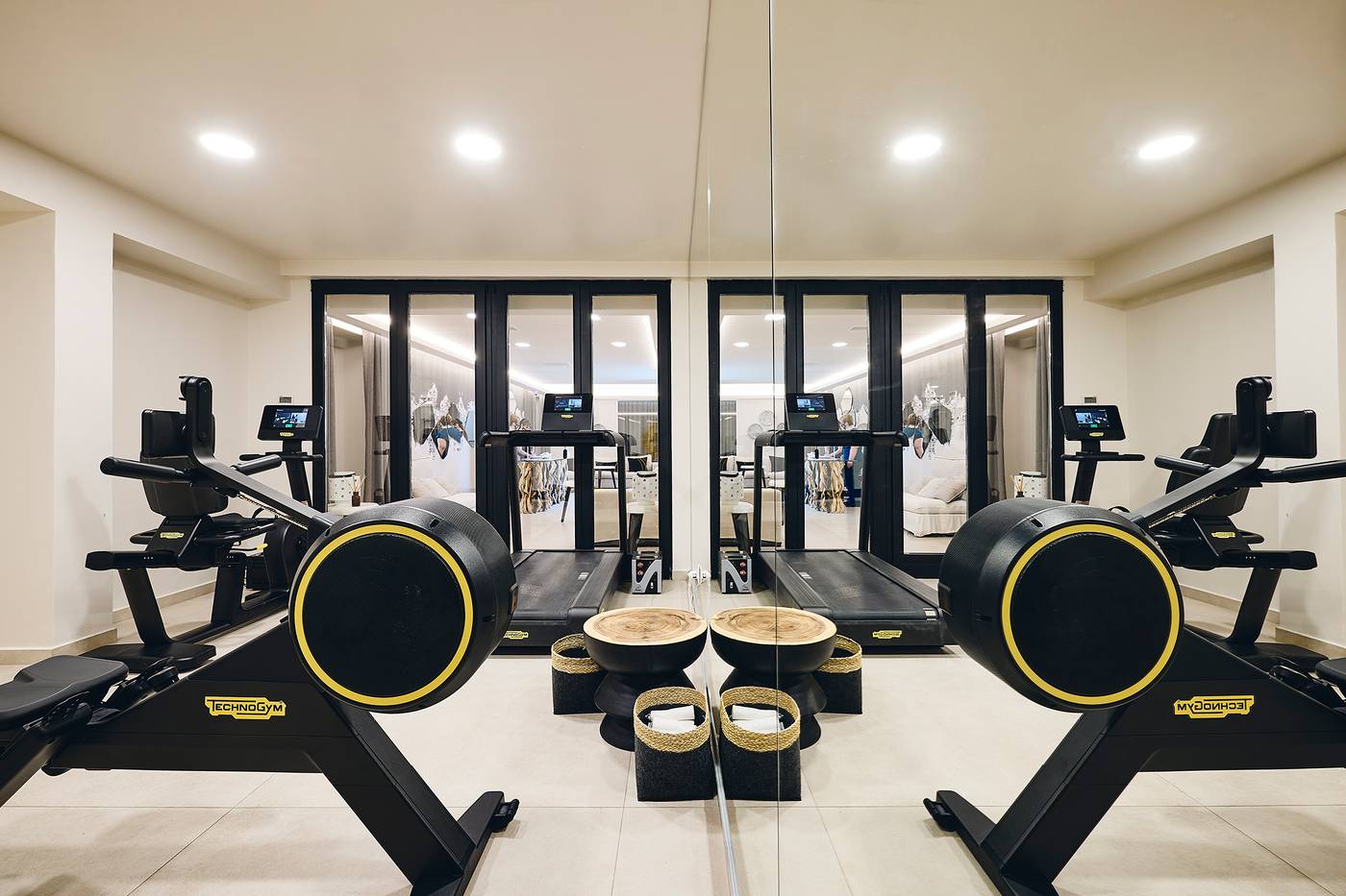 Amazon-Mykonos-Resort---Spa-Sports-and-Entertainment-62