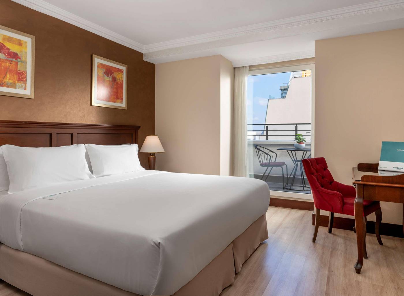 Lares-Park-Hotel-Room-21