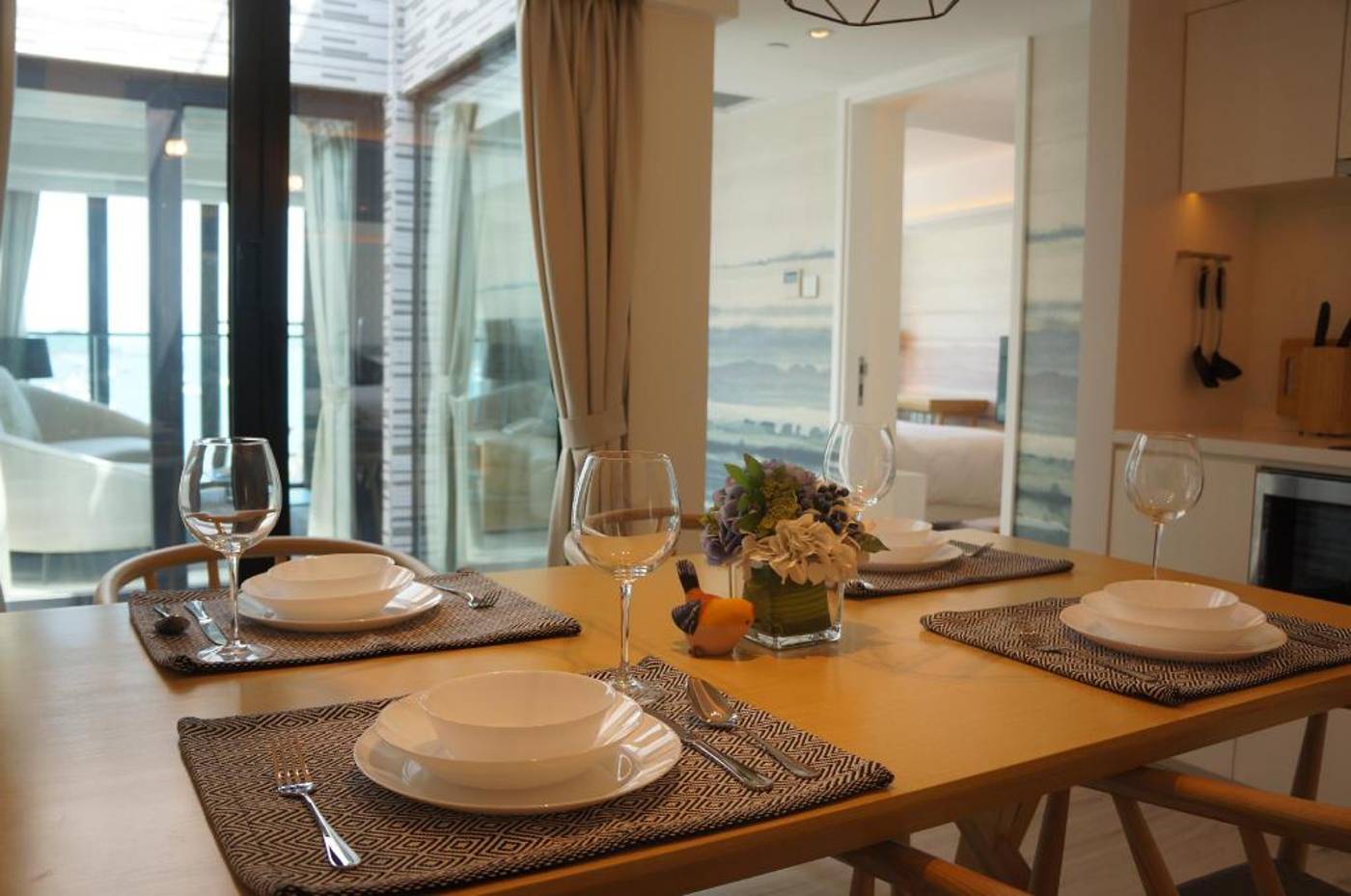 The-Pier-Hotel-Room-10