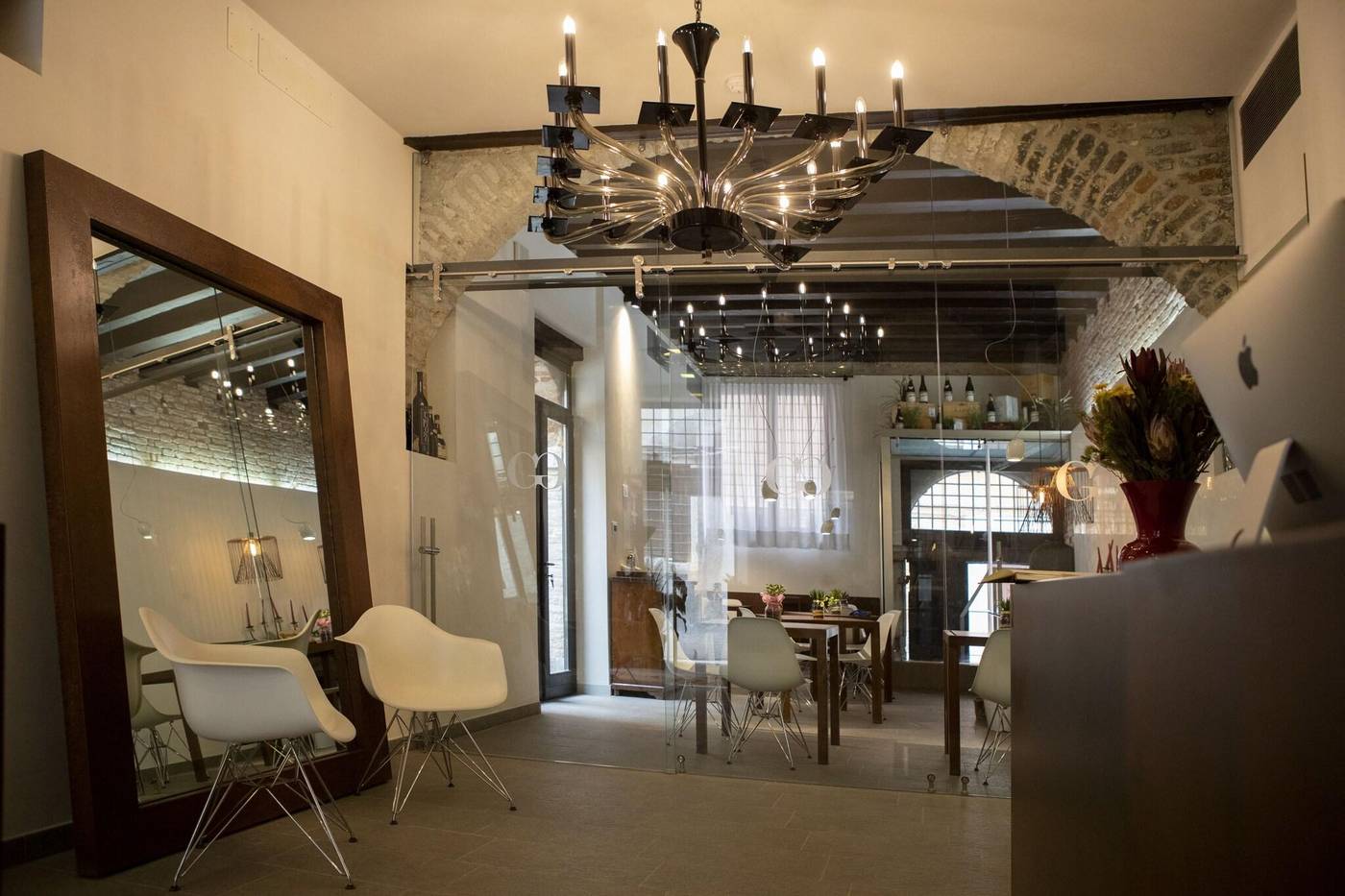 Corte-Di-Gabriela-Lobby-12