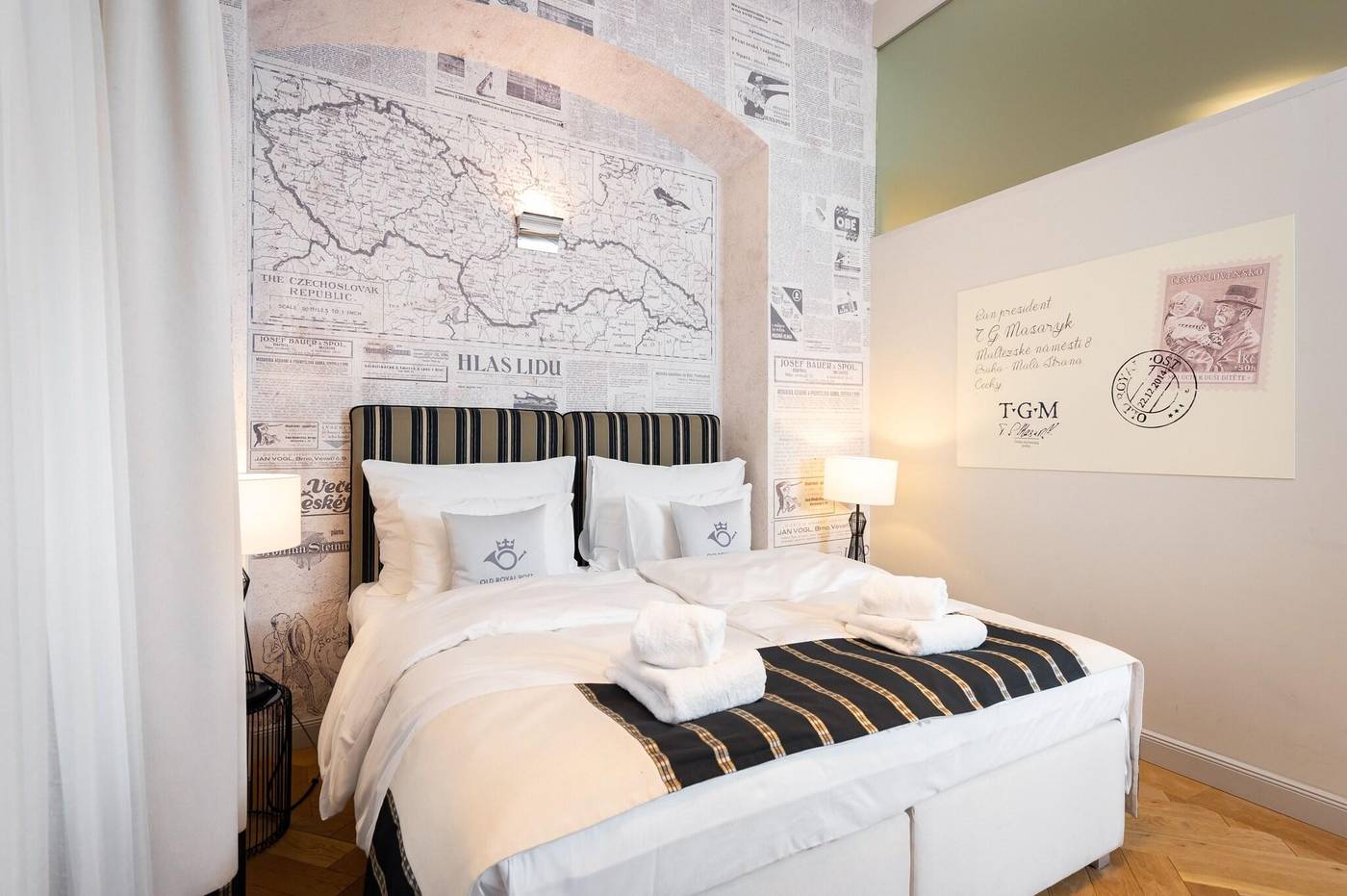 Old-Royal-Post-Hotel-Room-71