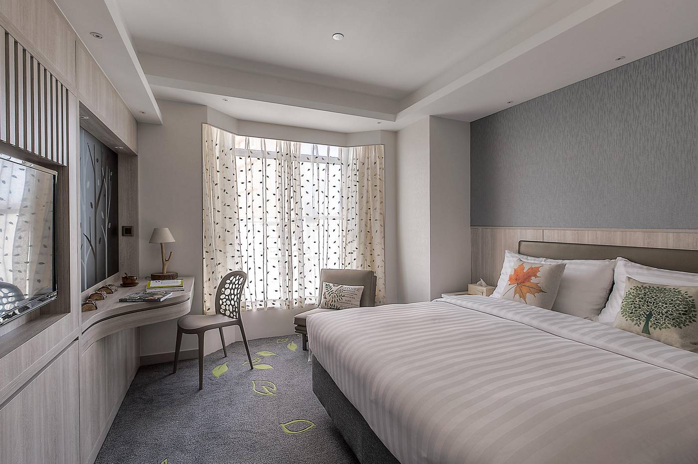 Stanford-Hillview-Room-10