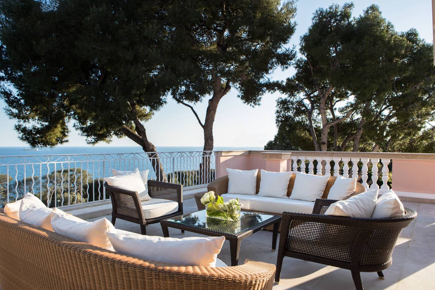 Grand-Hotel-du-Cap-Ferrat--A-Four-Seasons-Hotel-Terrace-22