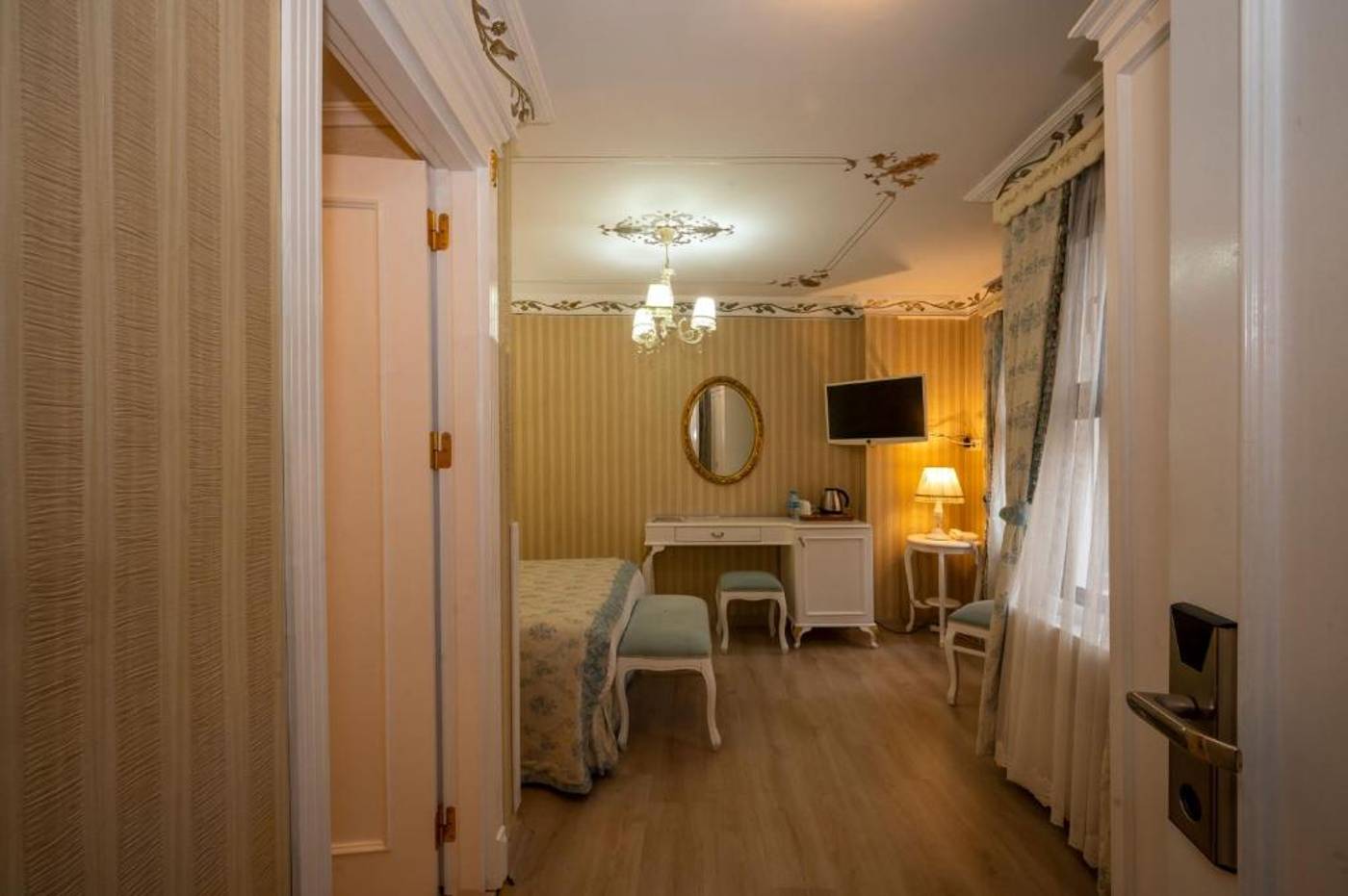 Villa-Paradiso-Hotel-Room-4