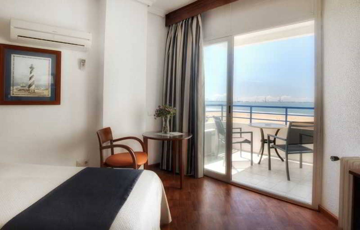 Hotel-Puertobahia---SPA-Room-41