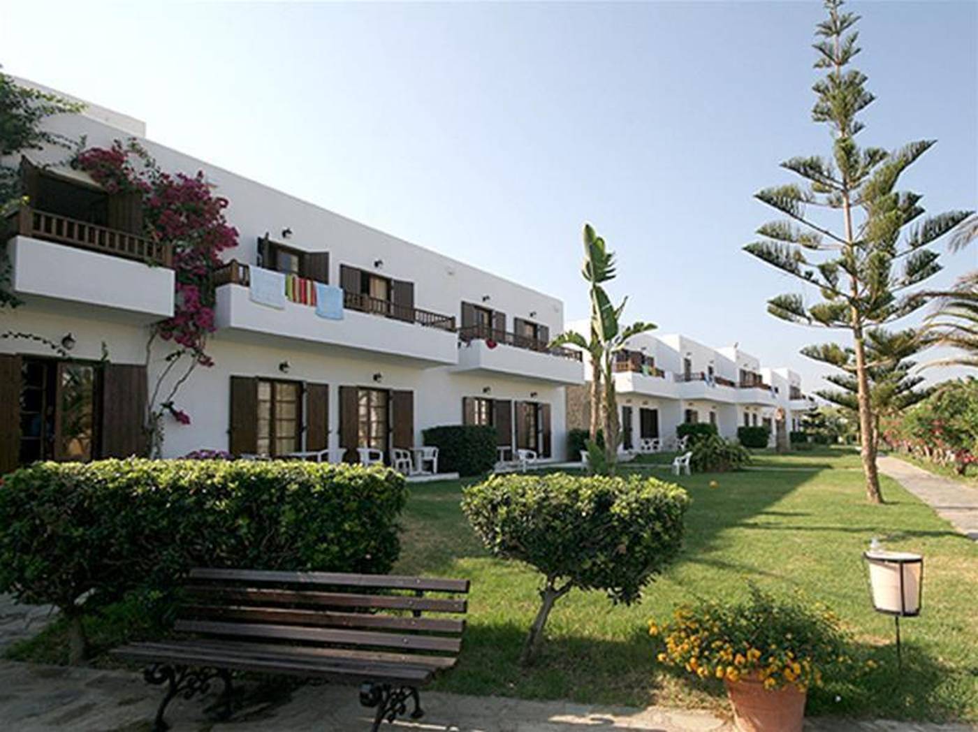 Geraniotis-Beach-General-view-6