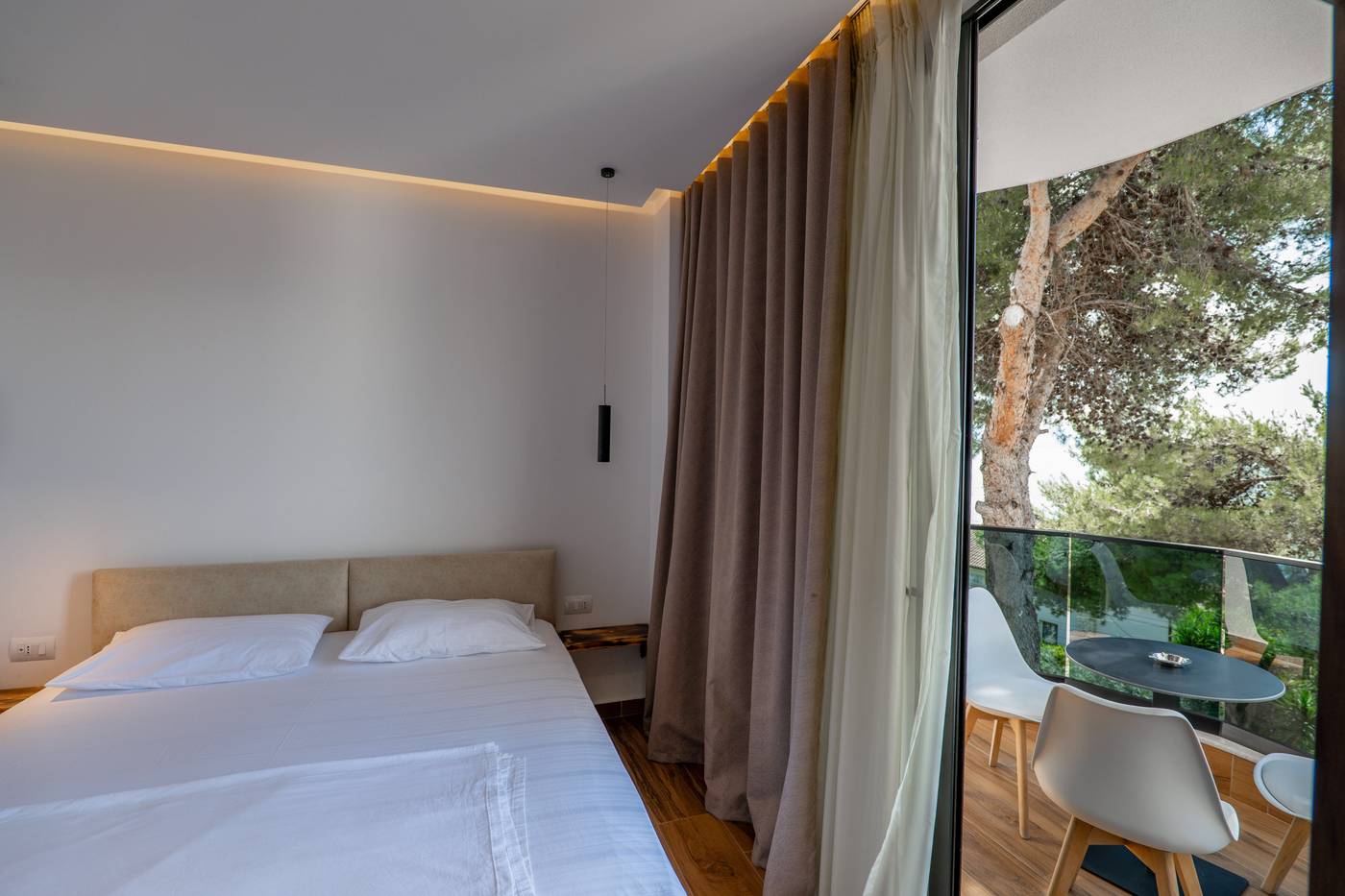 Havana-Albania-SARANDE-Room-6