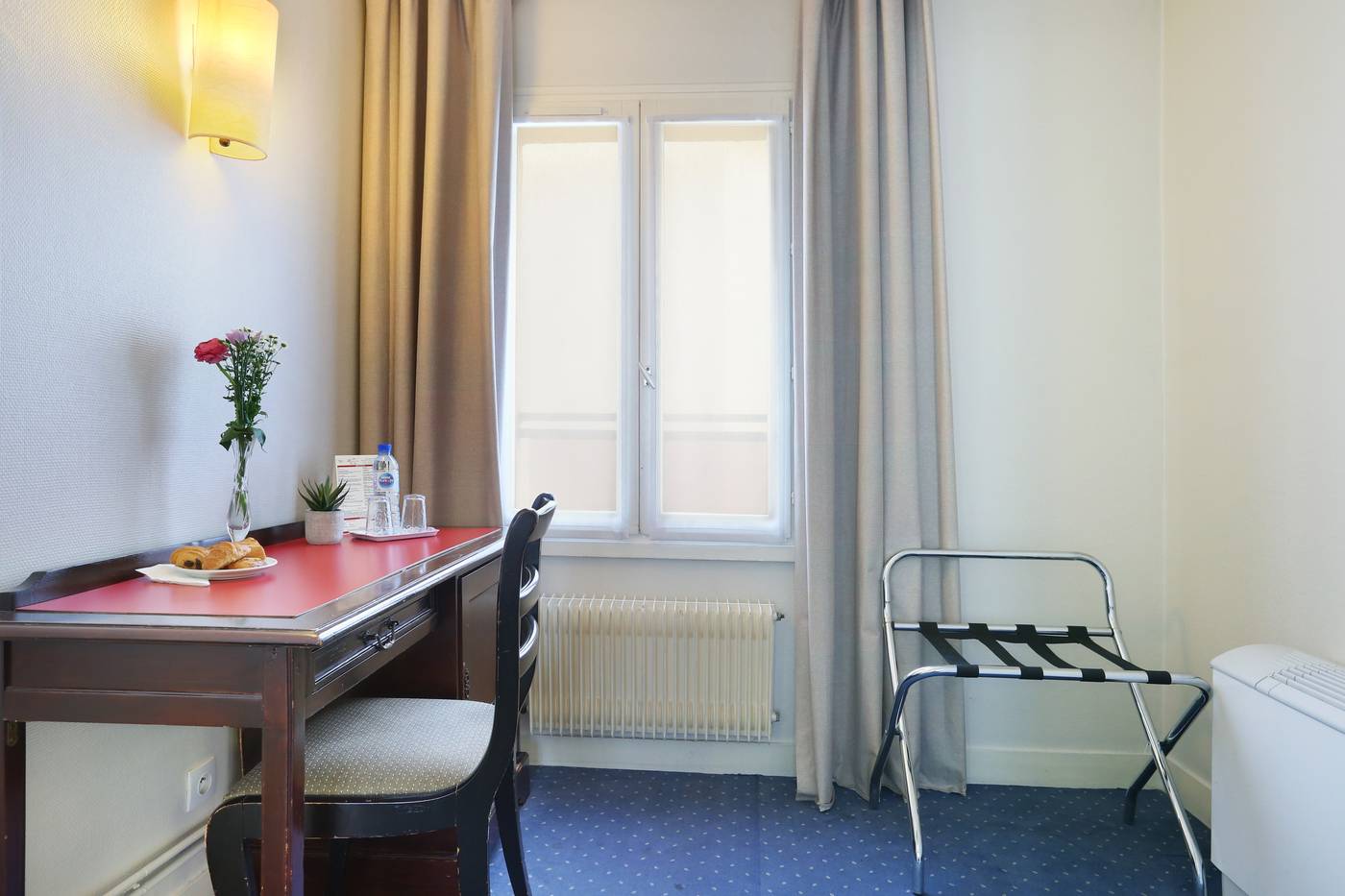 Hotel-Beaugrenelle-Tour-Eiffel-Room-21
