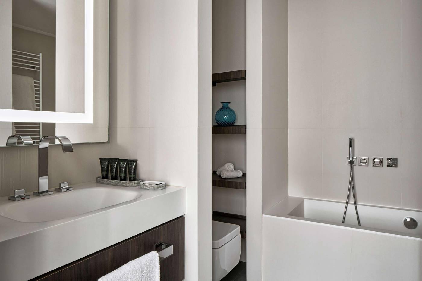 Hyatt-Centric--Milan-Centrale-Room-49