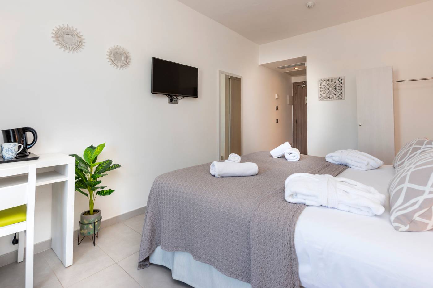 Puchet-Hotel-Room-50