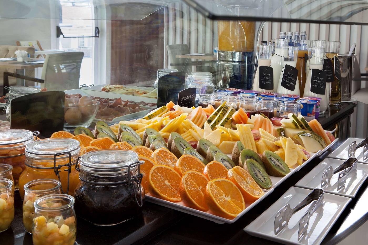 NH-Madrid-Barajas-Airport-Restaurant-26