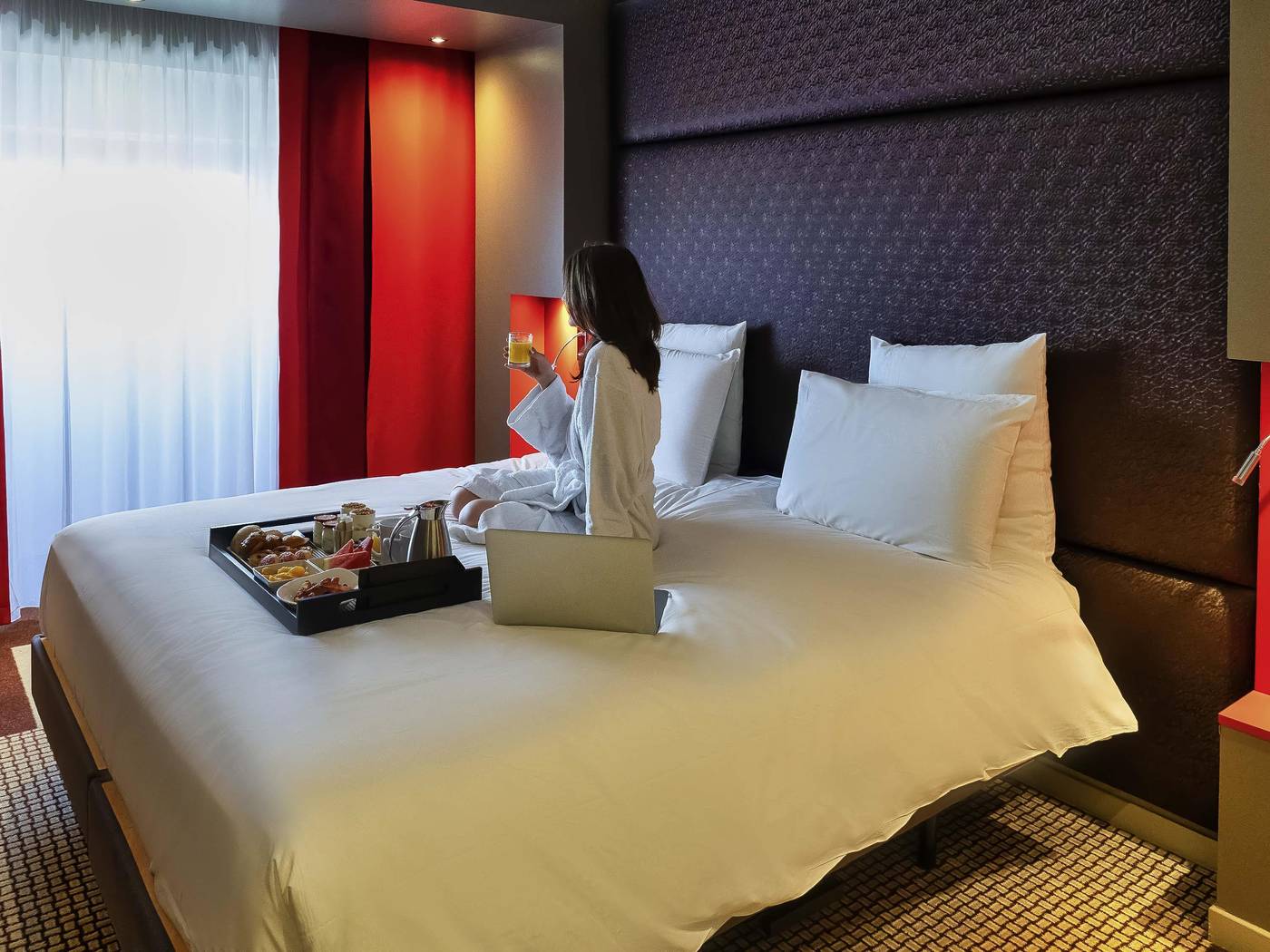 Mercure-Paris-Montmartre-Sacre-Coeur-Room-30