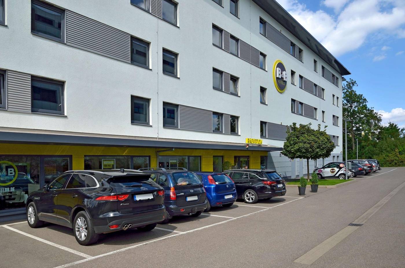 B&B Hotel Stuttgart-Vaihingen-Germany-Stuttgart-General view-5