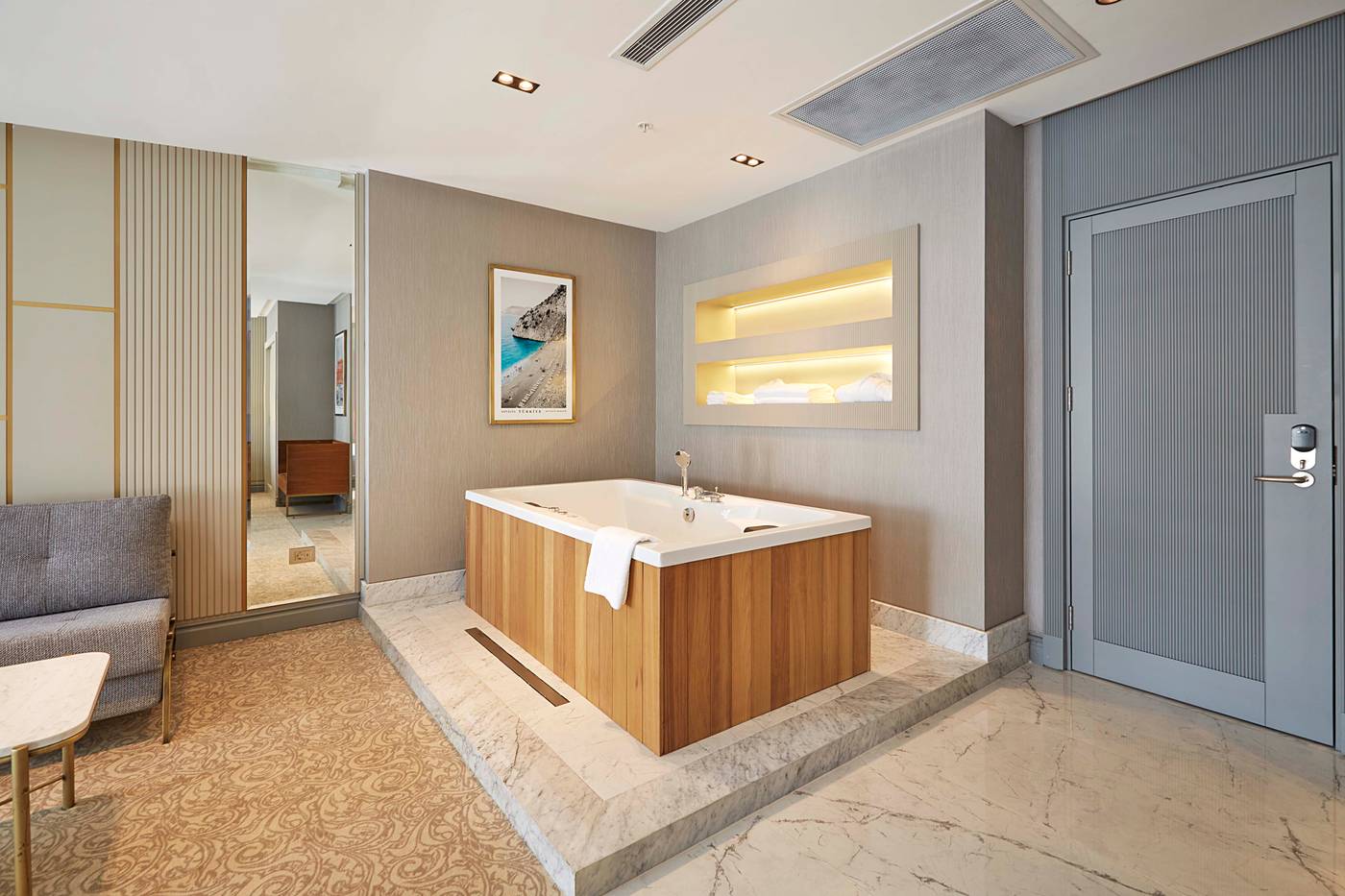 The-Hubi-Hotel-Room-23