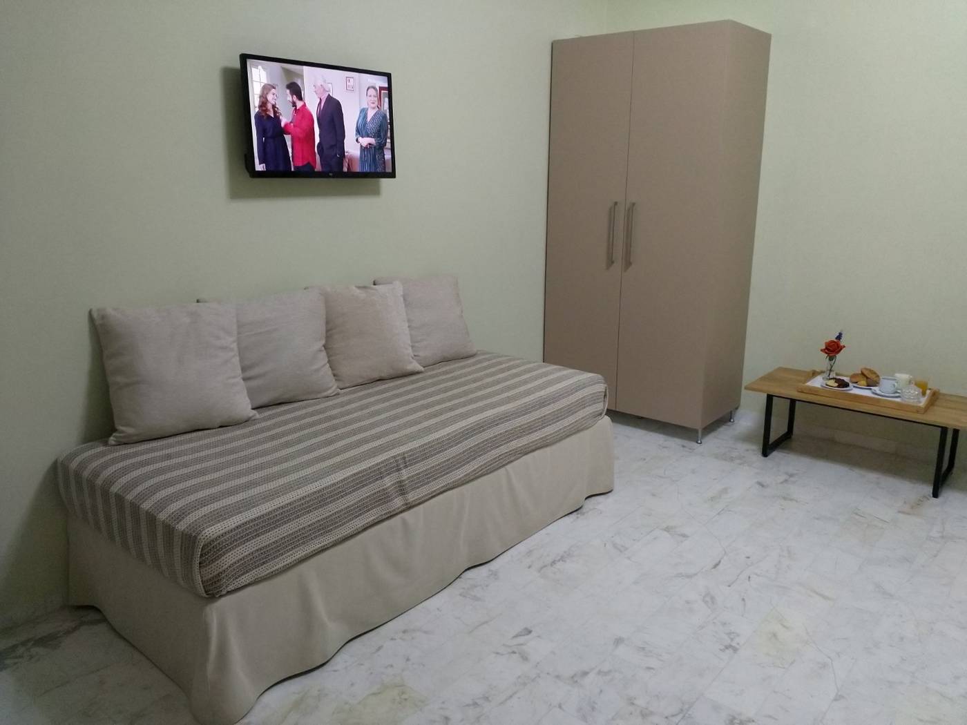 Top-Hotel-Room-32