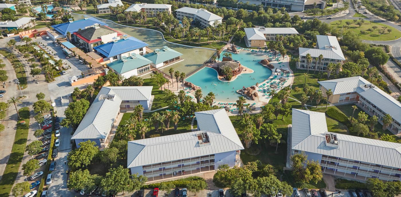 PortAventura-Hotel-Caribe---Theme-Park-General-view-15