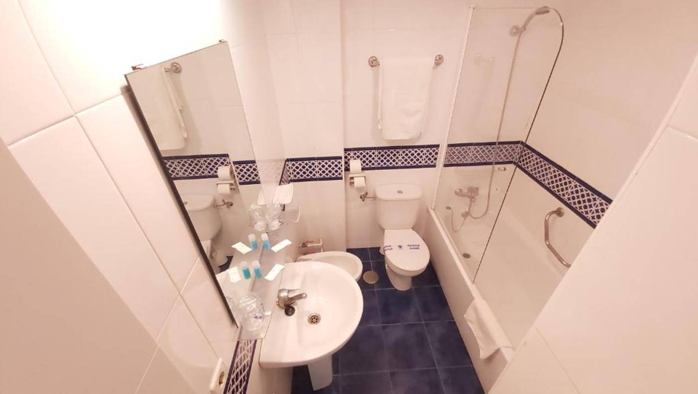 La-Barracuda-Room-25