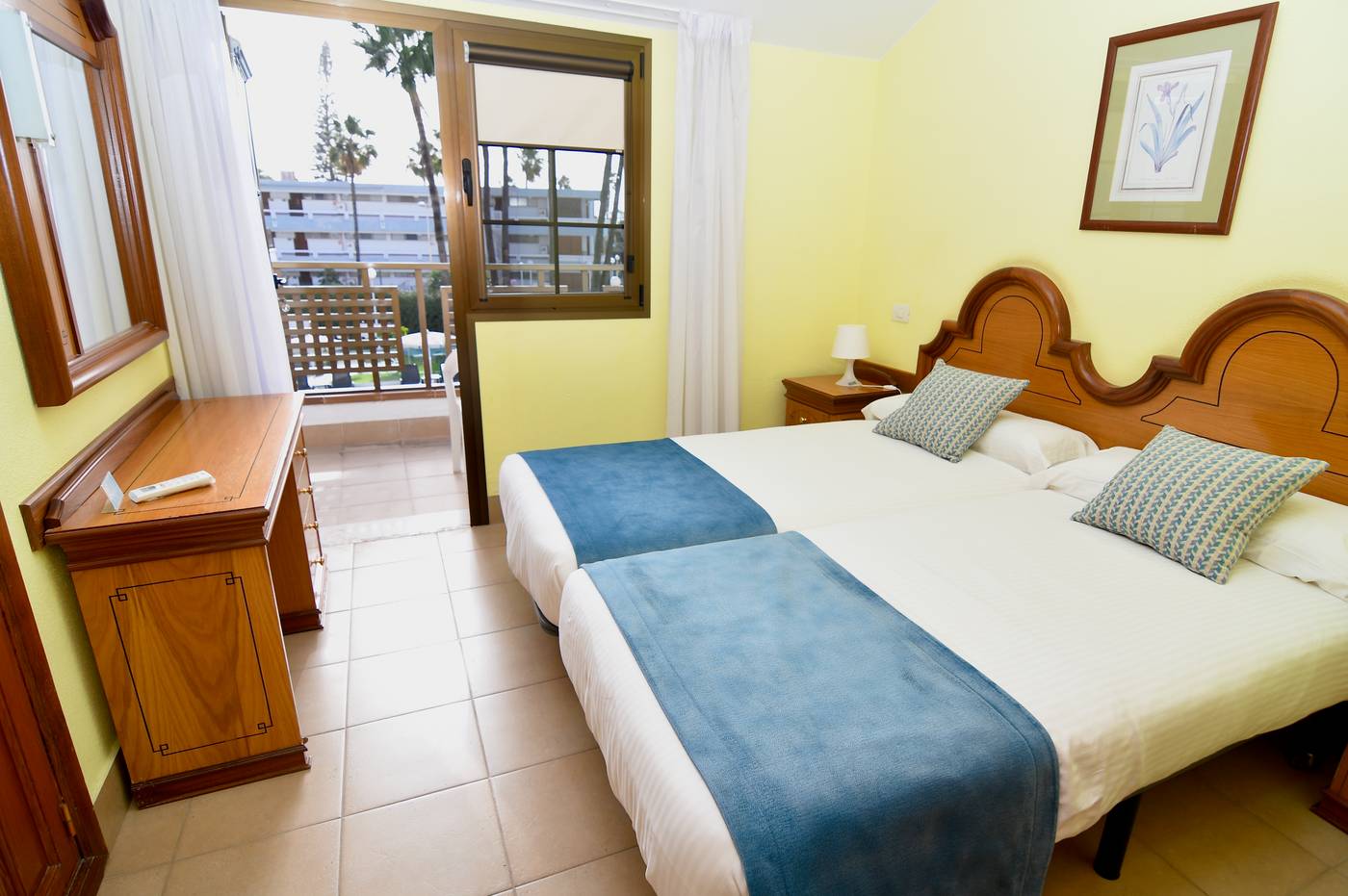 Bungalows-Playamar-Room-17