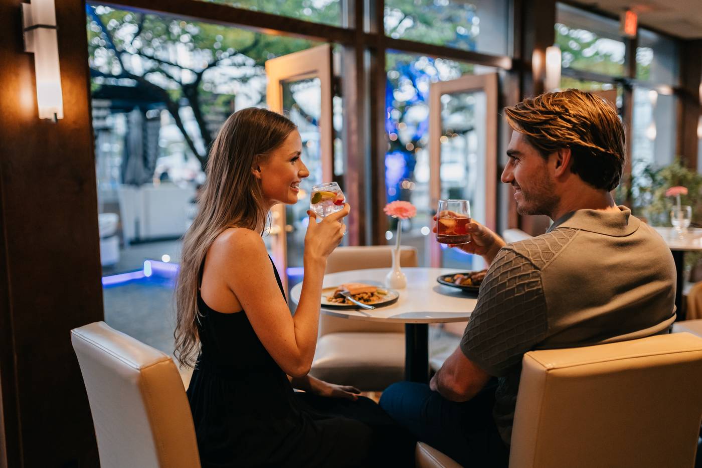 Granville-Island-Hotel-Restaurant-13