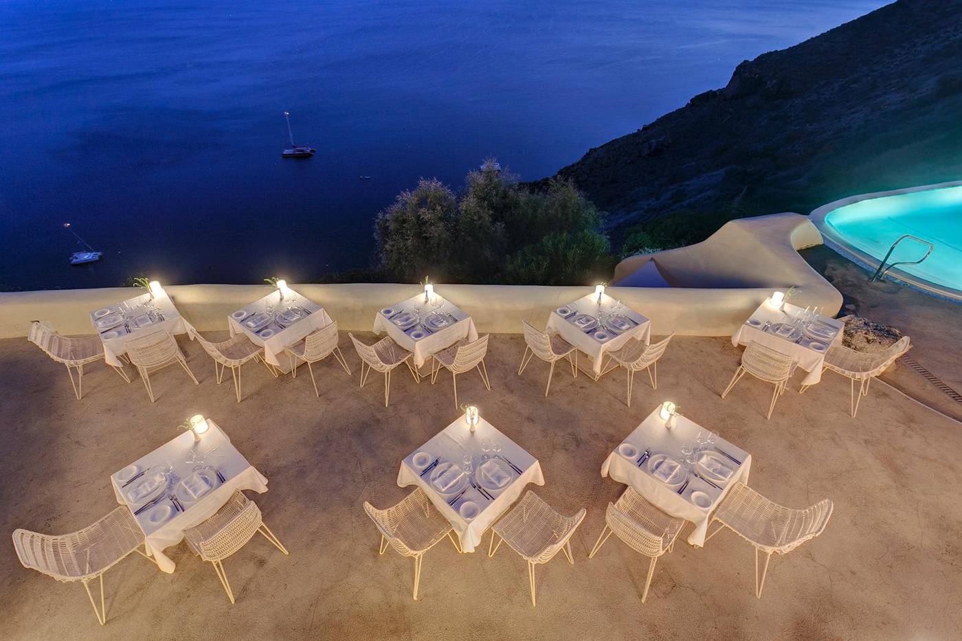 Mystique-Restaurant-2