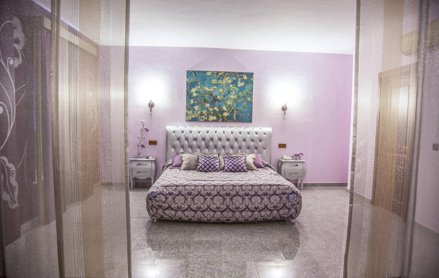 Hotel-Plaza-del-Castillo-Room-37