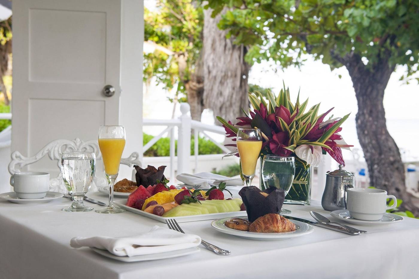 Half-Moon-Restaurant-98