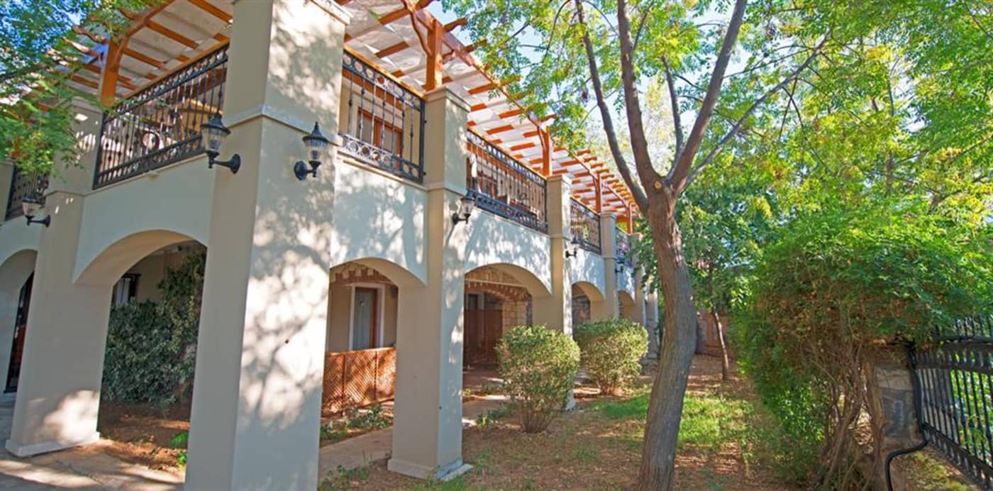 Perdikia-Hill-Family-Resort-General-view-15