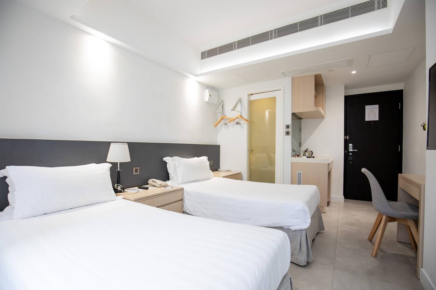 Wifi-Boutique-Room-3