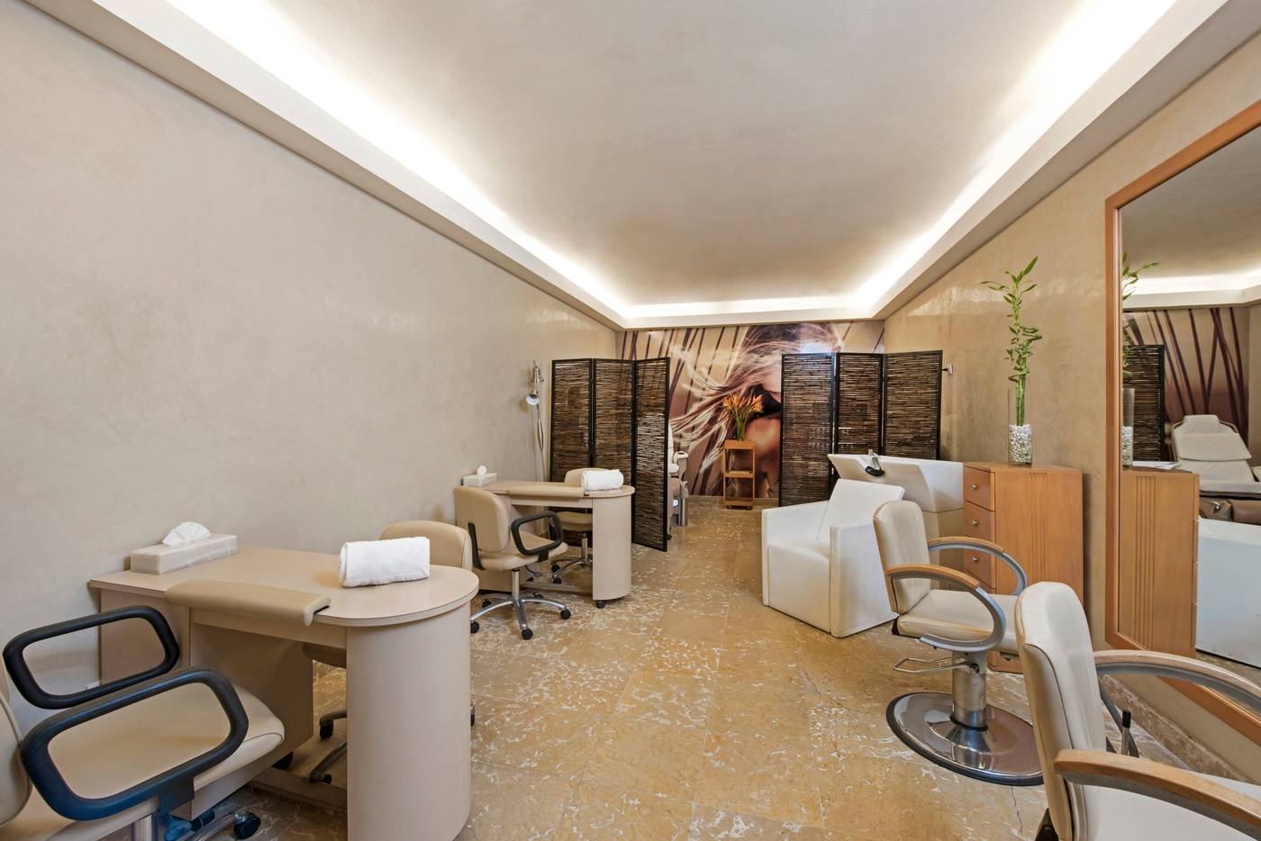 Iberostar-Cancun-Sports-and-Entertainment-78