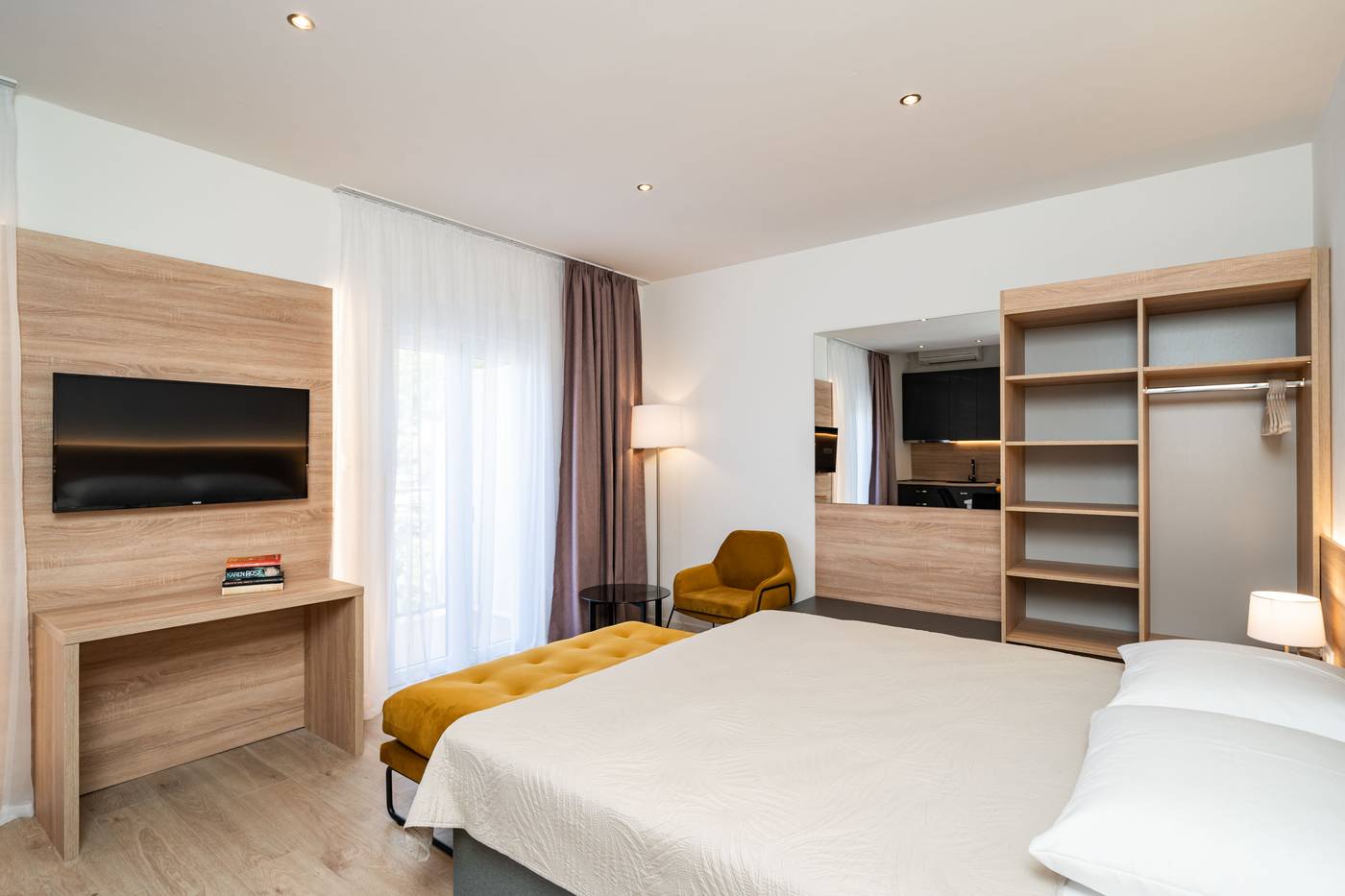 Bacan-Serviced-Apartments-Room-29