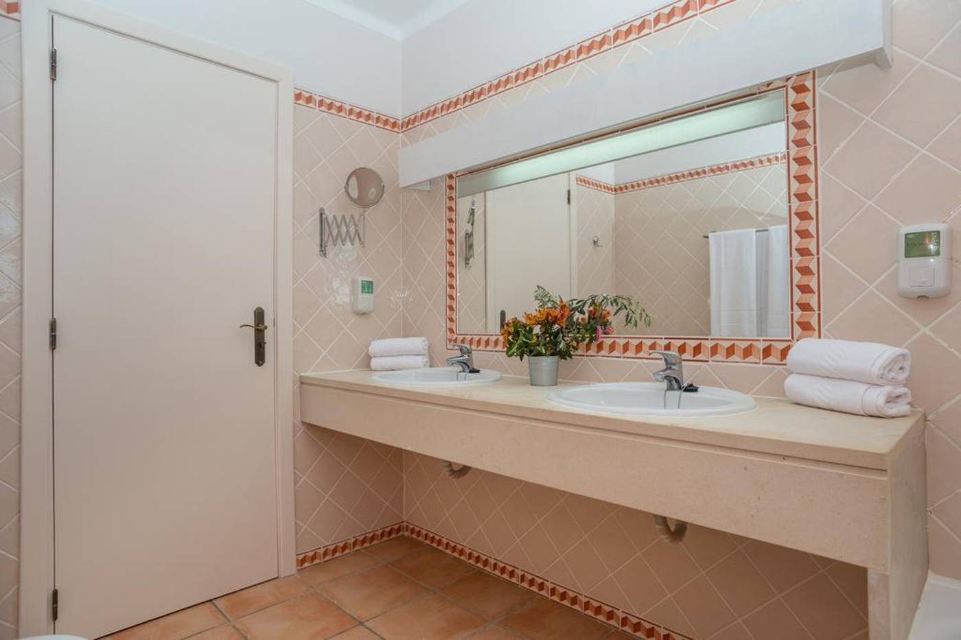 Colina-da-Lapa-Room-38