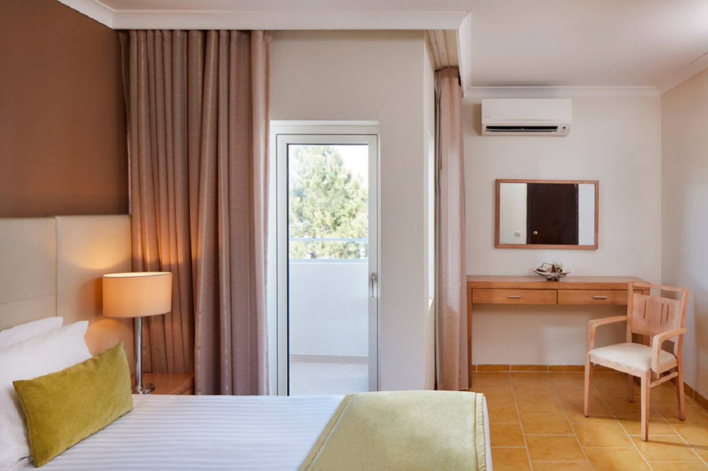 Santa-Eulalia-Hotel---Spa-Room-19