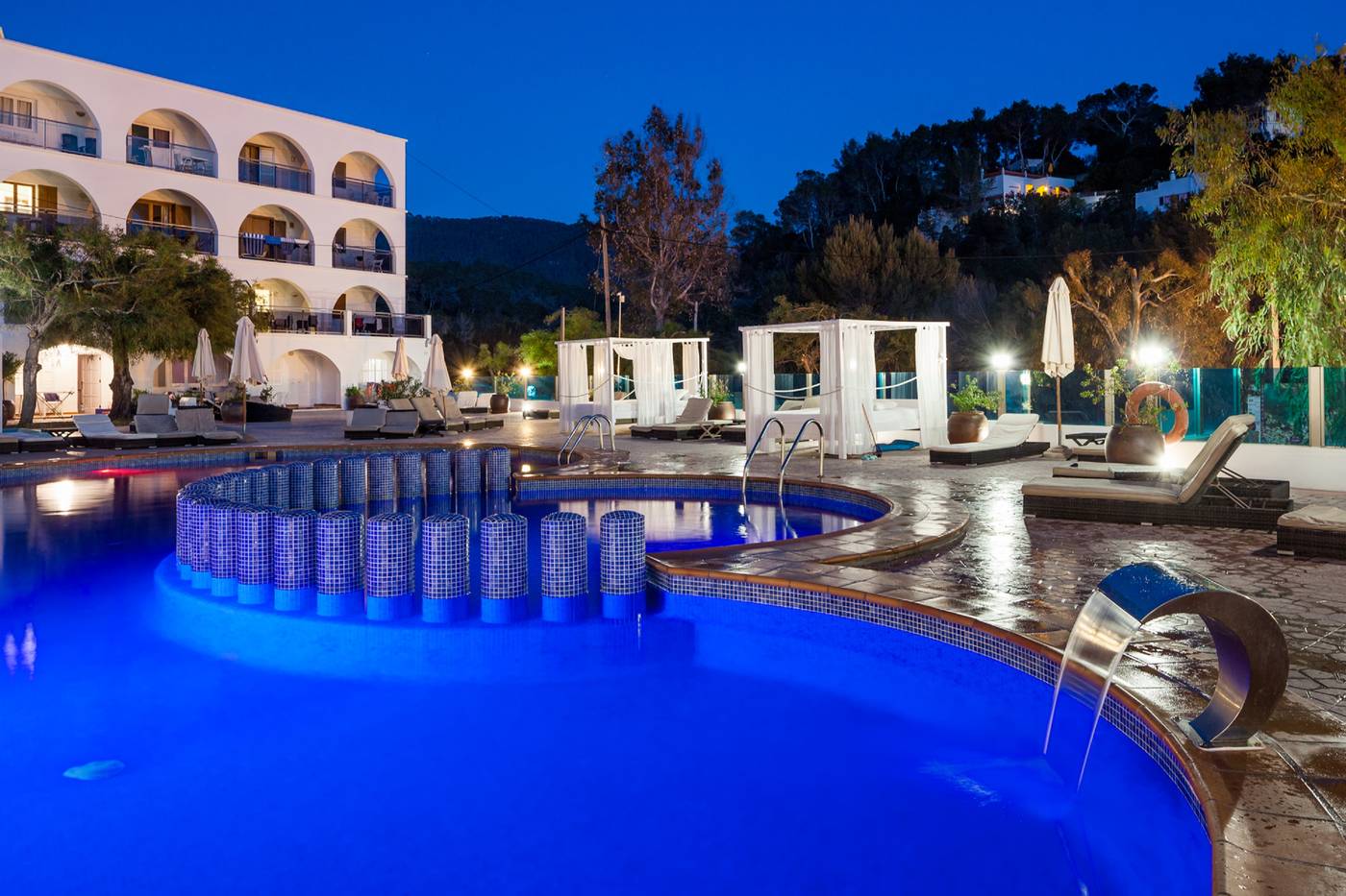 Puerto-Cala-Vadella-Pool-4