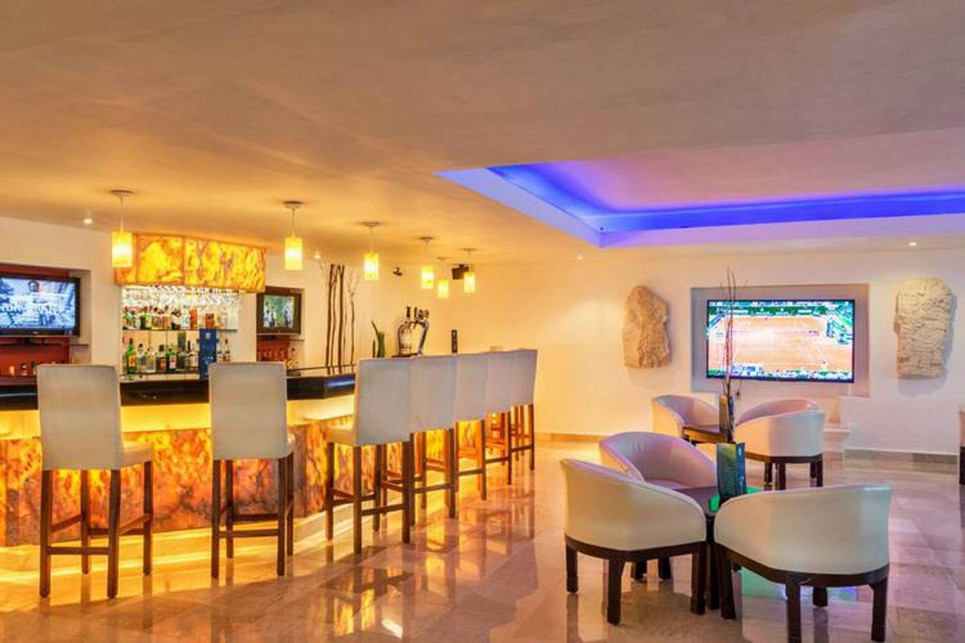 Flamingo Cancun Resort