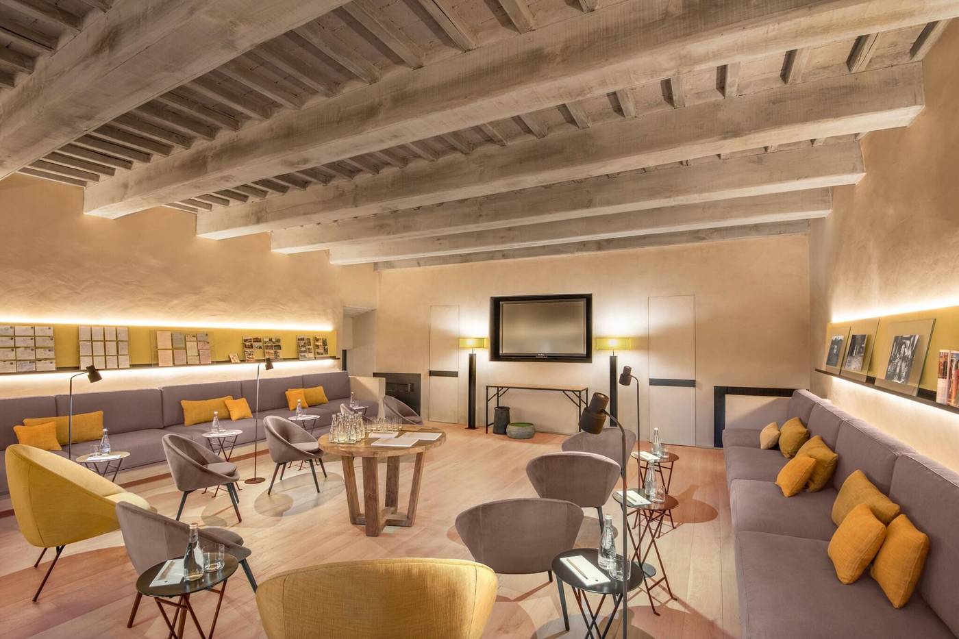 Badia-Di-Pomaio-Conferences-13