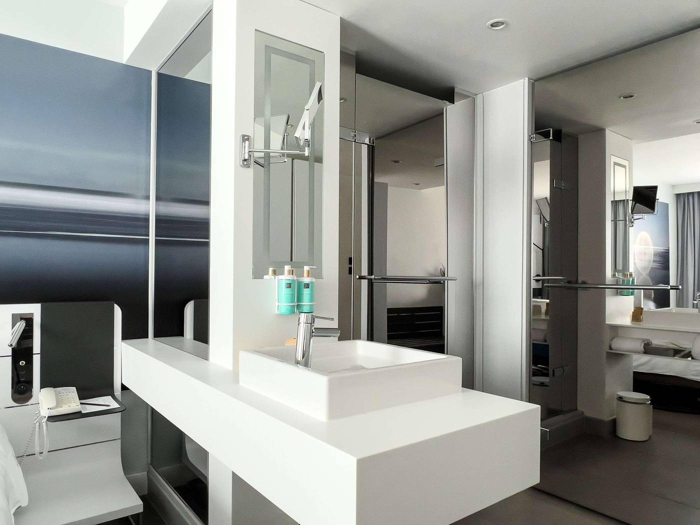 Novotel-Paris-Centre-Gare-Montparnasse-Room-47