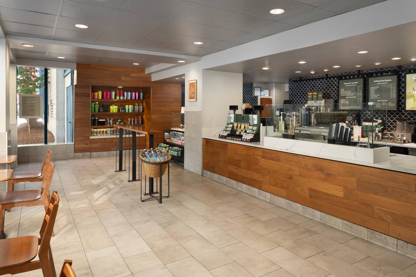 Doubletree-by-Hilton-Boston-Downtown-Restaurant-6