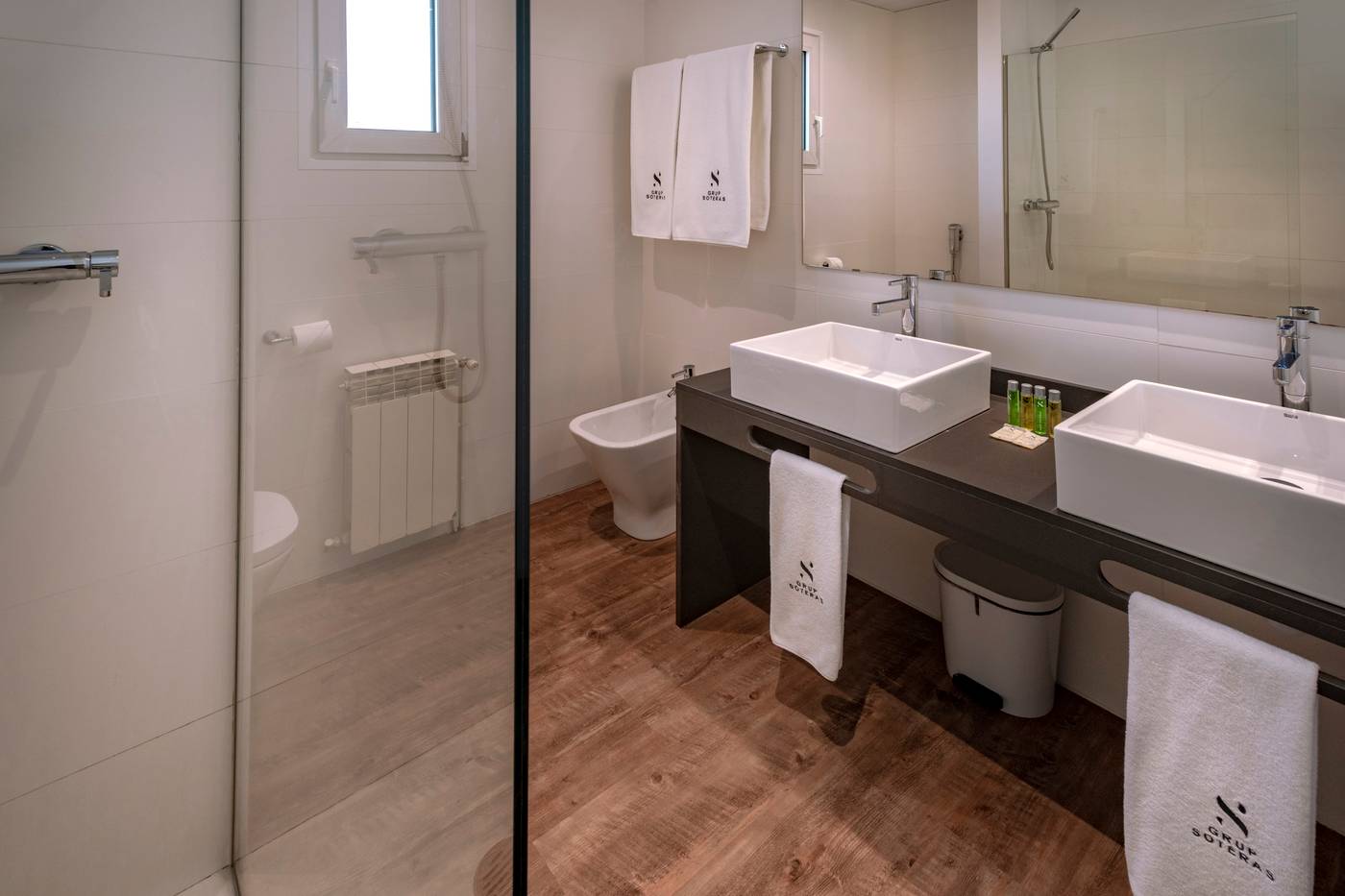 Apartamentos Playa De Castelldefels-Spain-Castelldefels-Room-7