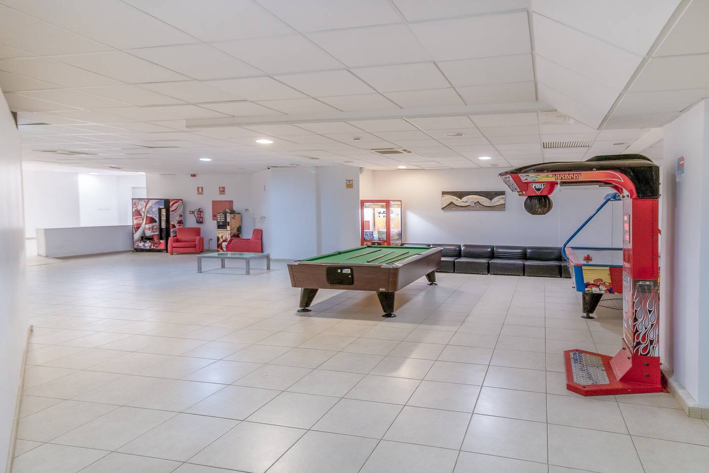 Hotel-LIVVO-Corralejo-Beach-Lobby-66