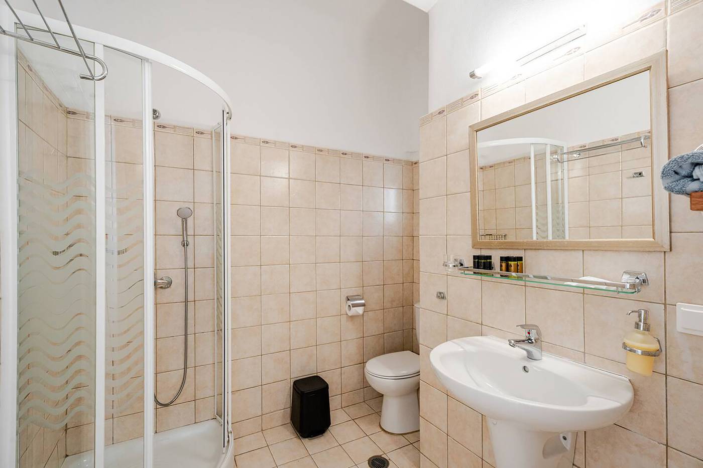 Yakinthos-Residence-Room-42