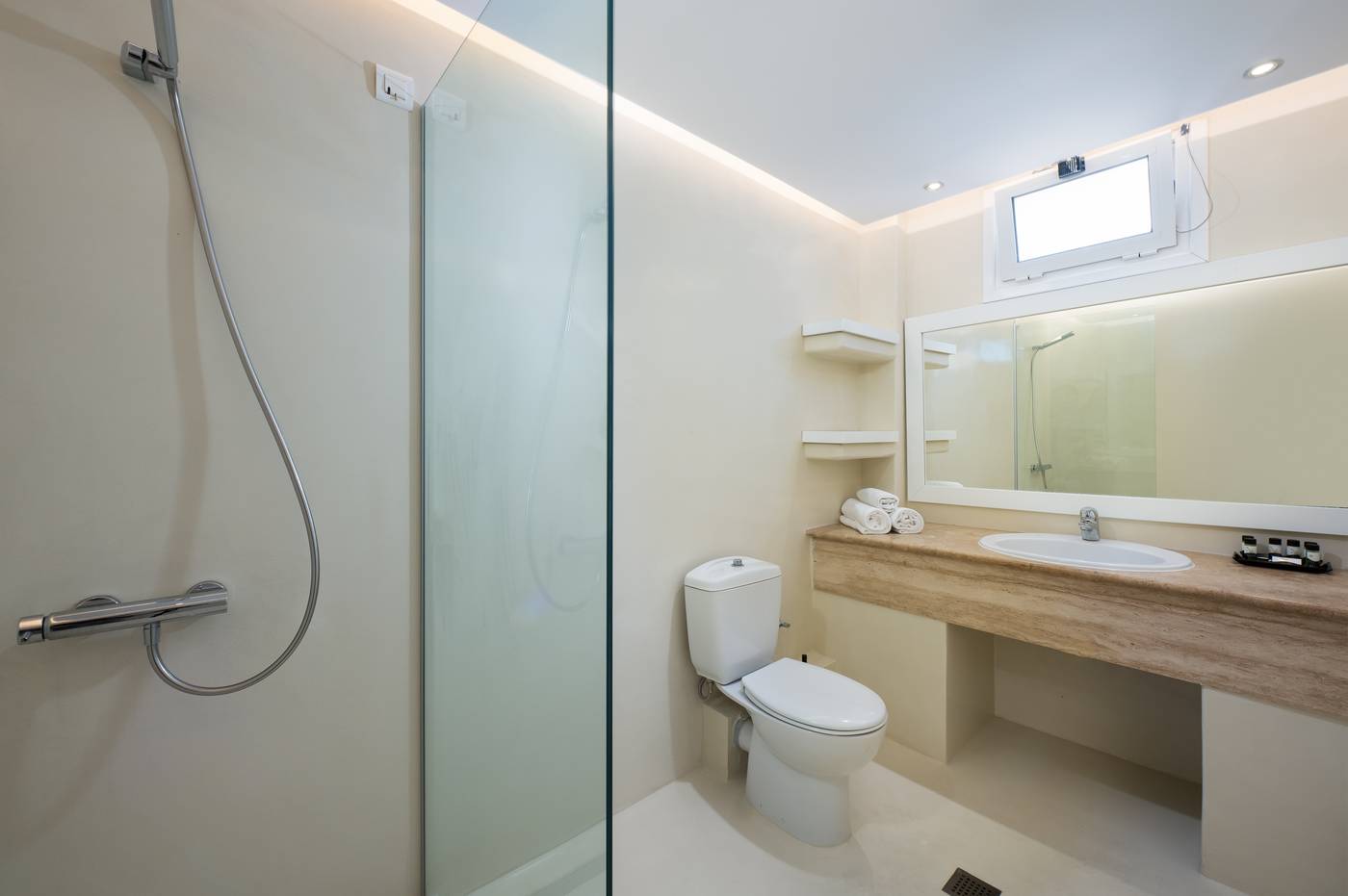 Alexandros-Palace-Hotel-Room-55