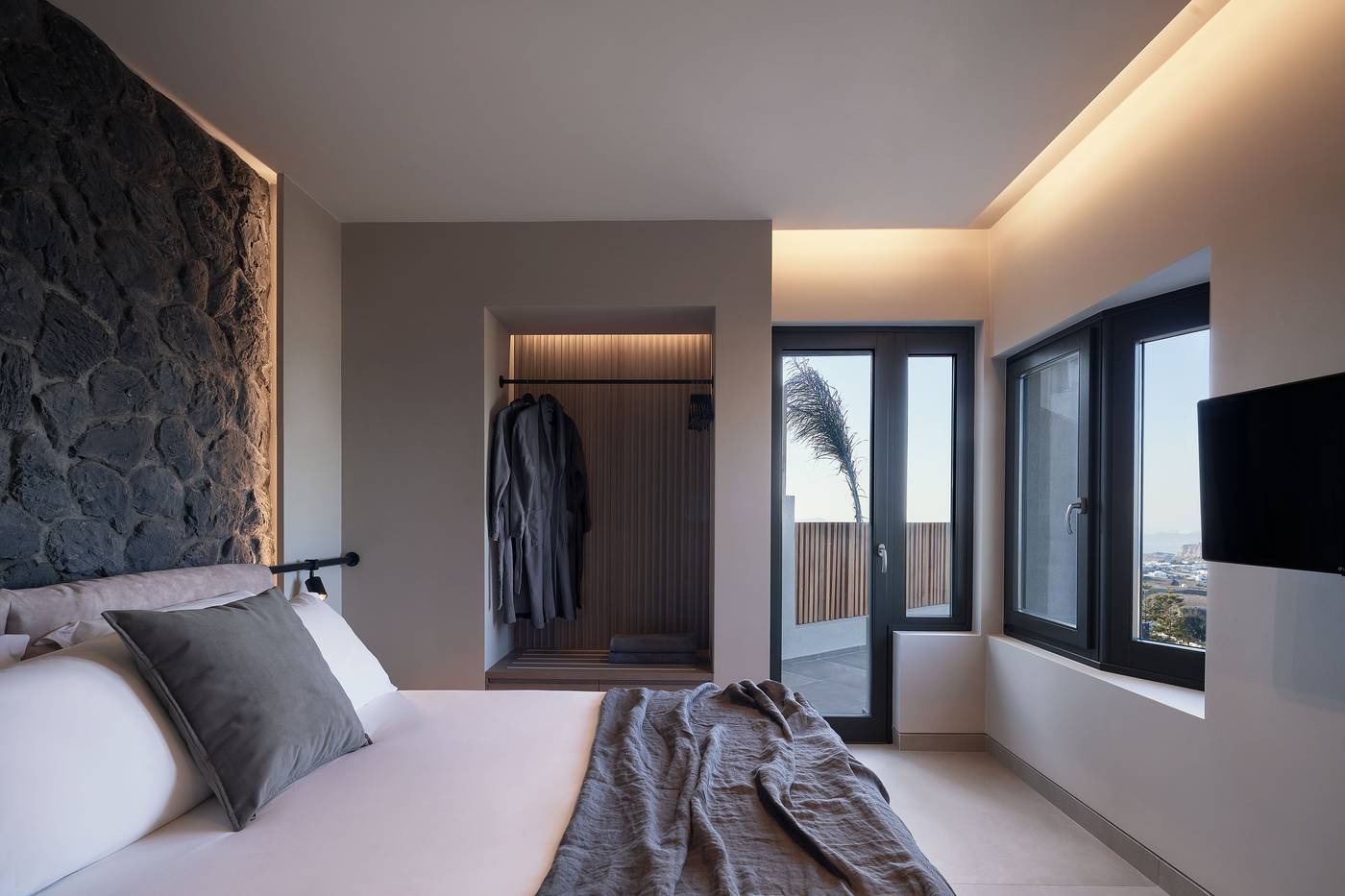 Apikia-Santorini-Room-44