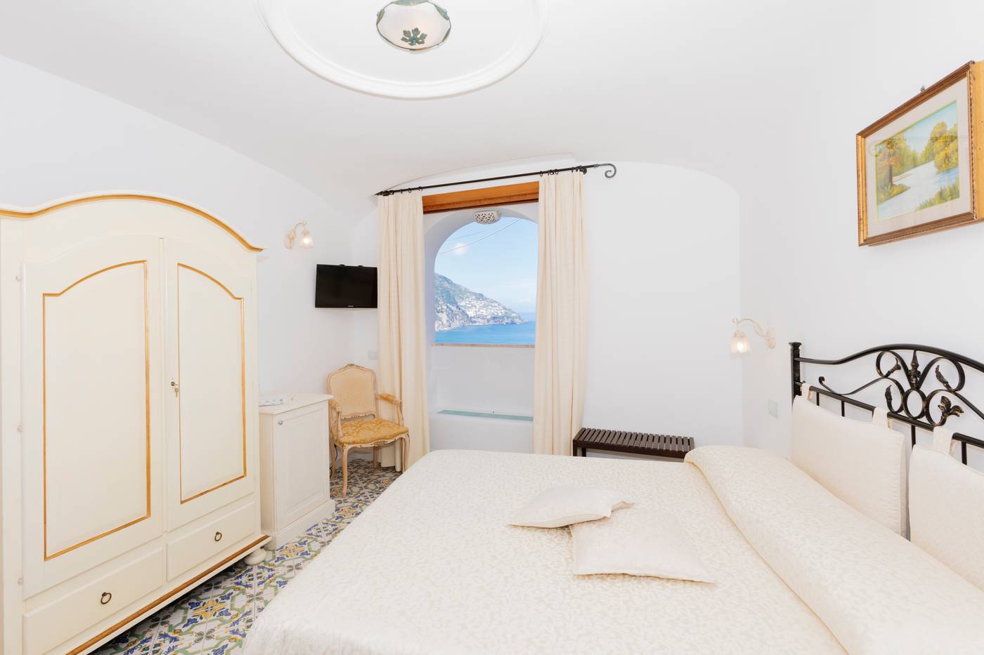 Hotel-Conca-D-Oro-Room-15