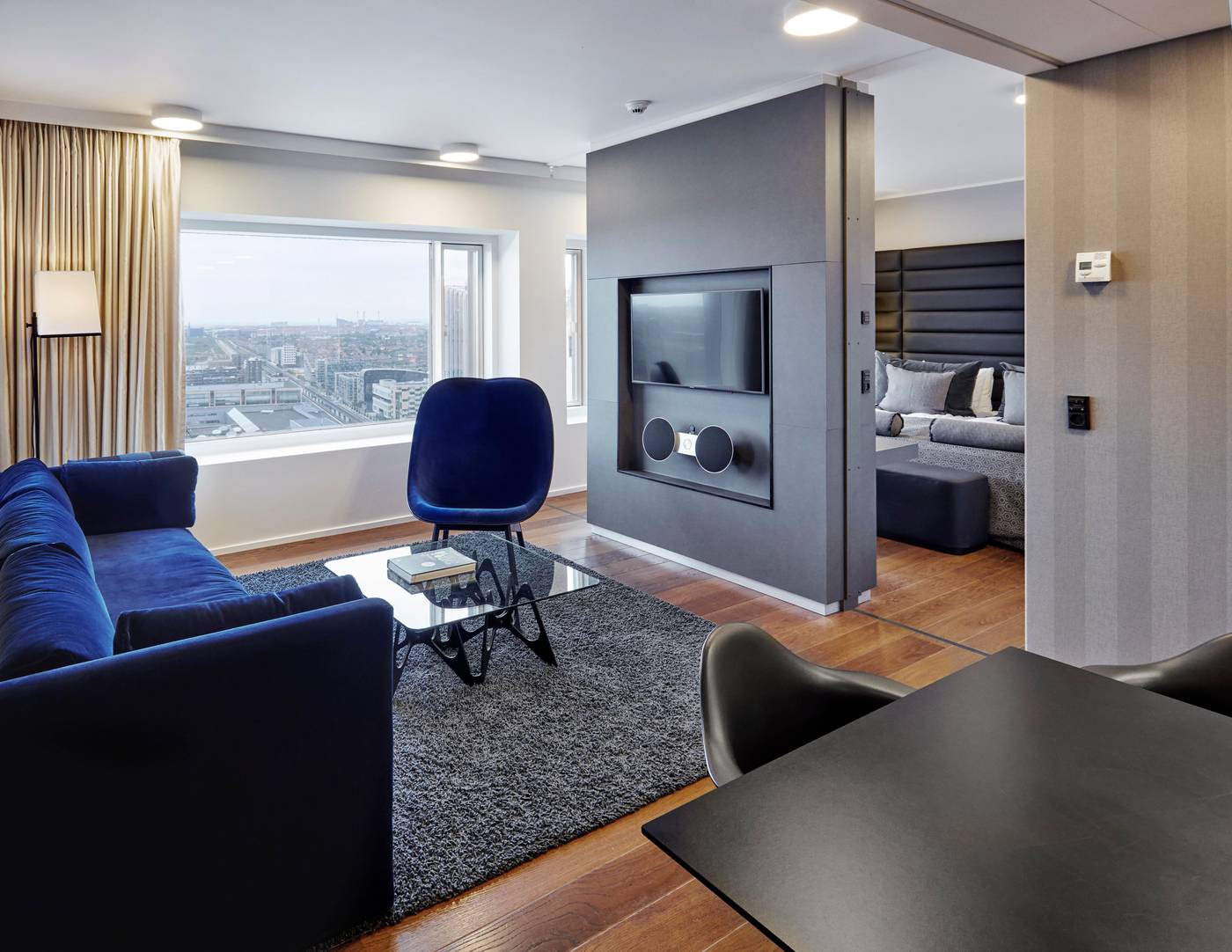 Crowne-Plaza-Copenhagen-Towers-Room-8